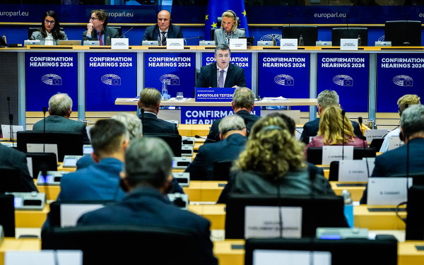 Απόστολος Τζιτζικώστας: Ξεκινά διαβουλεύσεις για τη διαδοχή στην Περιφέρεια Απόστολος Τζιτζικώστας: Ξεκινά διαβουλεύσεις για τη διαδοχή στην Περιφέρεια
