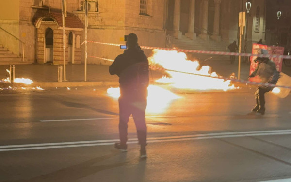 Πορεία για το Πολυτεχνείο: Επτά συλλήψεις για τα επεισόδια στο κέντρο της Θεσσαλονίκης