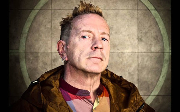 Τζον Λίντον: Σε δημοπρασία χειρόγραφοι στίχοι δικοί του και των Sex Pistols