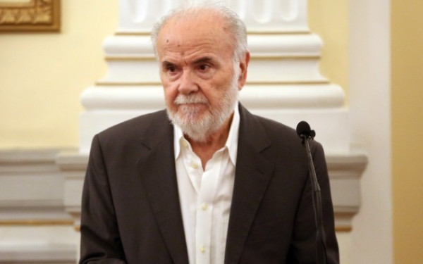 Αποχαιρετισμός στον Μιχάλη Γκανά: Υμνώντας τον έρωτα και τη φύση