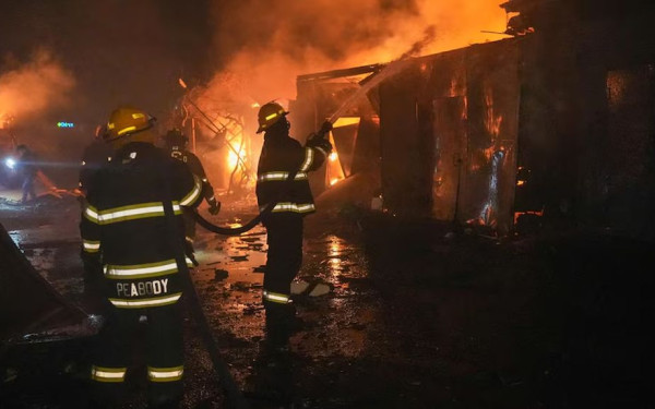 Ουκρανία: 23χρονος «ανατινάχθηκε» σε αποβάθρα σιδηροδρομικού σταθμού - 4 νεκροί και πολλοί τραυματίες Ουκρανία: 23χρονος «ανατινάχθηκε» σε αποβάθρα σιδηροδρομικού σταθμού - 4 νεκροί και πολλοί τραυματίες