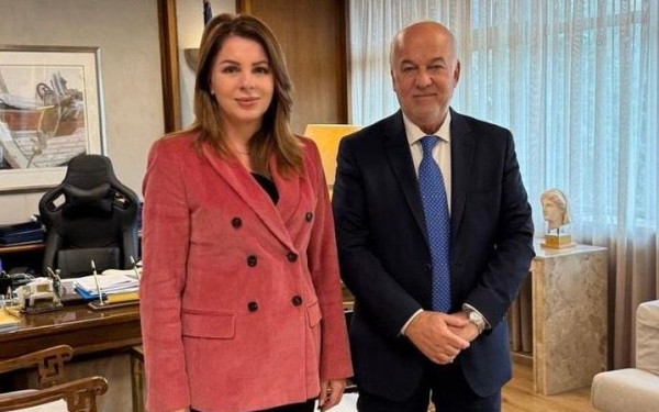 Στην άμεση ενεργοποίηση του Εργαλείου Εκτίμησης Επικινδυνότητας ενδοοικογενειακής βίας συμφώνησαν Γ. Φλωρίδης και Κ. Παπακώστα