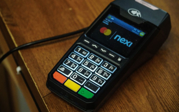 Υψηλή συμμετοχή στις αιτήσεις για «Ψηφιακές Συναλλαγές Β΄» για τις μικρομεσαίες επιχειρήσεις