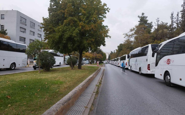 Χιλιάδες Τούρκοι σήμερα στη Θεσσαλονίκη - Για την επέτειο θανάτου του Ατατούρκ (φωτ.)