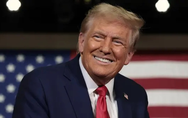 ΗΠΑ: Ο Τραμπ προετοιμάζει την κυβέρνησή του - Οι υποψήφιοι για τις κορυφαίες θέσεις