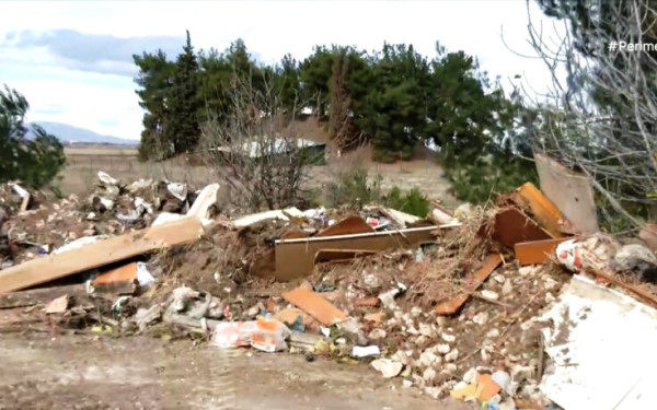 Πέλλα: Μπαζότοπος… με θέα τον Μακεδονικό Τάφο Δ’  - Δείτε φωτογραφίες