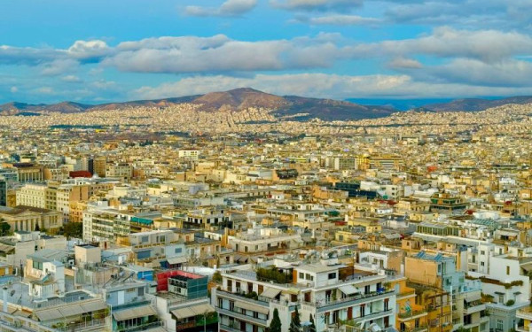 Μεταβιβάσεις ακινήτων: Οι εξαιρέσεις από την απαγόρευση χρήσης μετρητών - Από «κόσκινο» αγοραπωλησίες μετά τις 11/12/23