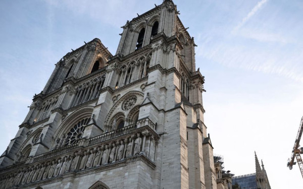 Γαλλία: Ανοίγει ξανά τις πύλες της στο κοινό η Παναγιά των Παρισίων