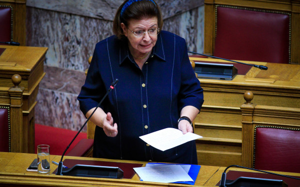 Μενδώνη για την απώλεια του φιλόλογου Αλέξη Πολίτη: «Άφησε ξεχωριστή σφραγίδα στις νεοελληνικές σπουδές» Μενδώνη για την απώλεια του φιλόλογου Αλέξη Πολίτη: «Άφησε ξεχωριστή σφραγίδα στις νεοελληνικές σπουδές»