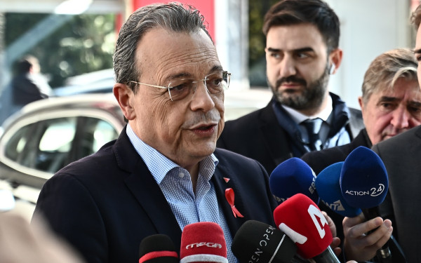 Σ. Φάμελλος: «Η τραγική ανεπάρκεια της κυβέρνησης Μητσοτάκη διώχνει τους νέους από τον τόπο τους»