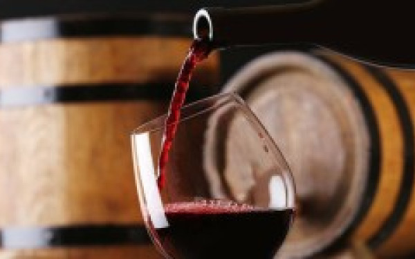 «Νάουσα, Πόλη του Οίνου 2026»: Η Νάουσα γιορτάζει το Ξινόμαυρο και ανοίγει την πόλη, τα οινοποιεία και τα ποτήρια της