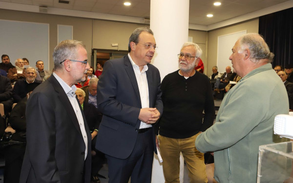 Επανεκκίνηση των διαπραγματεύσεων με τα δεδομένα του Γκραν Μοντανά θέλουν ΣΥΡΙΖΑ και ΑΚΕΛ