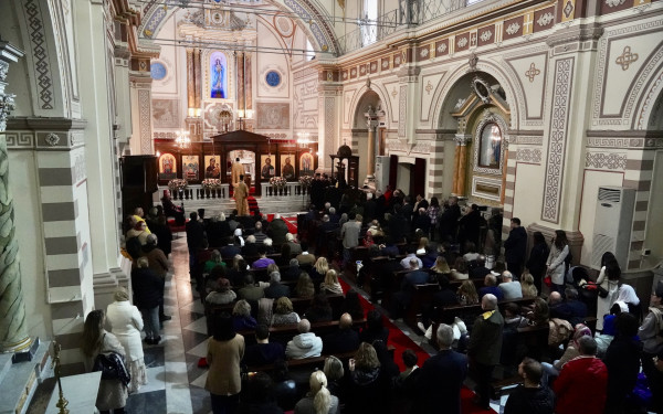 Οικουμενικό Πατριαρχείο: Επίσημα θυρανοίξια του καθεδρικού ναού Κοιμήσεως της Θεοτόκου στη Σμύρνη (φωτ.)