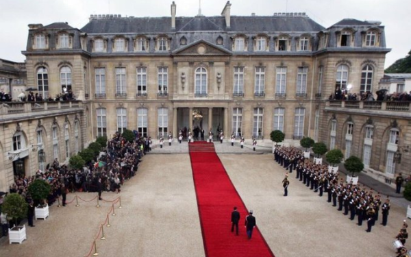 Γαλλία: Οι Σοσιαλιστές επαναλαμβάνουν την έκκλησή τους για διορισμό πρωθυπουργού - «Θα πρέπει να είναι Αριστερός» λένε
