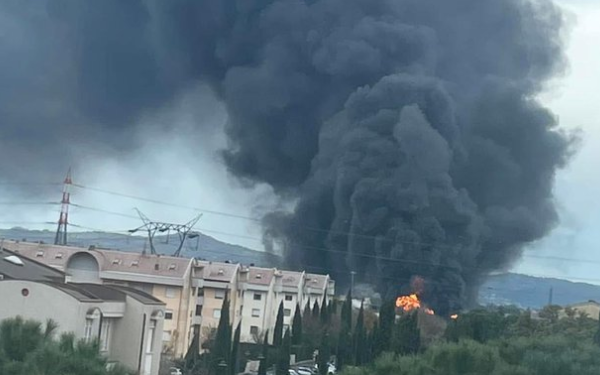 Ιταλία: Έκρηξη σε διυλιστήριο κοντά στην Φλωρεντία