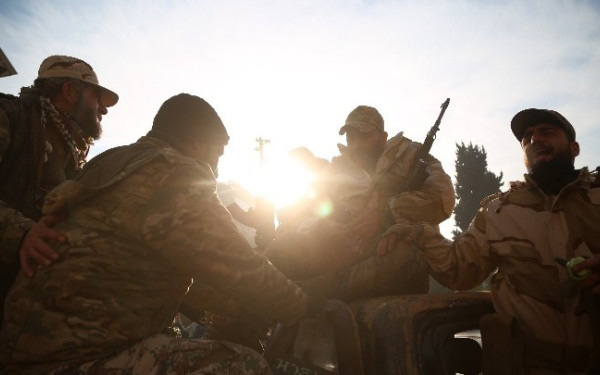 Συρία: Αντάρτες πυρπόλησαν τον τάφο του Χαφέζ αλ Άσαντ στη Λαττάκεια