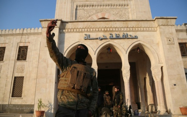 Συρία: Η συριακή προεδρία ανακοίνωσε "άμεση" κατάπαυση του πυρός στη Σουέιντα