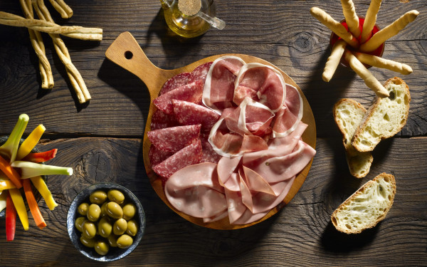 Αφιέρωμα: Γιορτές με τα 10+2 από τα πιο αγαπημένα σημεία Delicatessen προϊόντων στη Θεσσαλονίκη