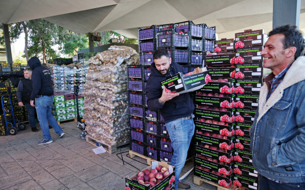 Φρούτα & Λαχανικά  για το Εορταστικό Τραπέζι σε συνανθρώπους μας δωρίζει ο ΣΕΚΛΑ με την συνεργασία του ΟΚΑΑ Α.Ε.