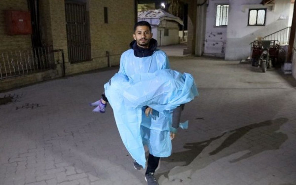 Το Ισραήλ βομβάρδισε σχολείο στη Γάζα: 8 νεκροί - Άλλοι 20 σκοτώθηκαν σε άλλες επιθέσεις (βίντεο)