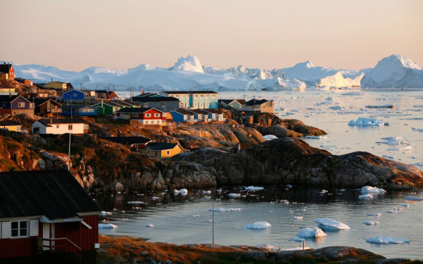 Η πρωθυπουργός της Δανίας είπε στον Τραμπ ότι η Γροιλανδία θα αποφασίσει για την ανεξαρτησία της