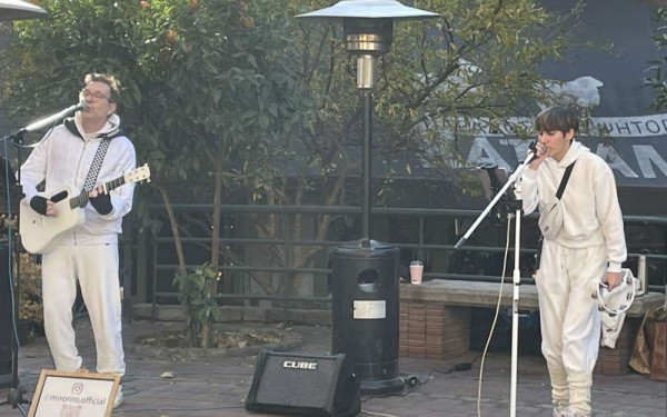 Θεσσαλονίκη: Ξωτικά στην πλατεία Άθωνος