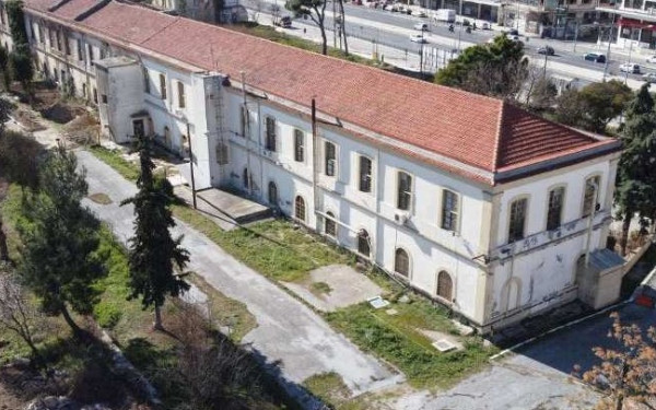 Παύλου Μελά: «Σανίδα σωτηρίας» το Μητροπολιτικό Πάρκο για να γλιτώσει ο δήμος τα έξοδα από τα μισθώματα