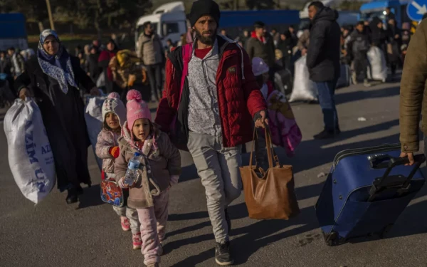 Συρία-Τουρκία: Περισσότεροι από 25.000 σύροι πρόσφυγες επέστρεψαν στη Συρία μέσω των τουρκικών συνόρων