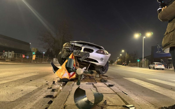 Θεσσαλονίκη: Τροχαίο ατύχημα στην οδό Εγνατία, έξω από την Πύλη Εμπορίου της ΔΕΘ (φωτ.)