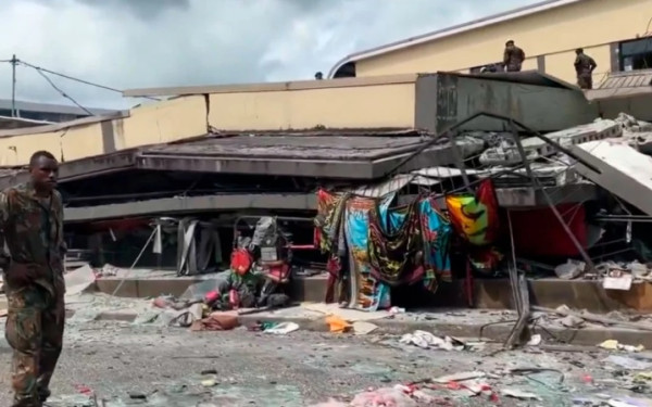 Σεισμός 7,3 ρίχτερ στο Βανουάτου στον Ειρηνικό: Φόβοι για πολλούς νεκρούς, εκτεταμένες καταστροφές σε κτίρια  (βίντεο)