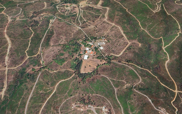 Συνάντηση εργασίας Λ. Μενδώνη και Κ. Τσιάρα για την αξιοποίηση των αγροτικών γαιών του κτήματος Τατοΐου