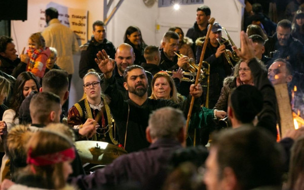 Ανάβουν σήμερα οι 14 φανοί σε όλη την Κοζάνη