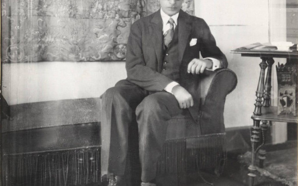 Το Ίδρυμα Ωνάση δημοσιεύει την ψηφιακή συλλογή του Αρχείου Καβάφη