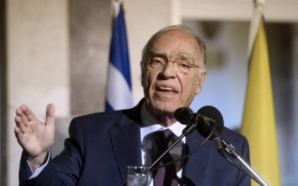 Βασίλης Λεβέντης: Πήρε εξιτήριο μετά από 75 ημέρες νοσηλείας και 47 διασωληνωμένος (Βίντεο)