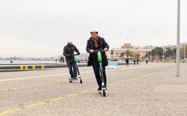 Ηλεκτρικά πατίνια χωρίς κανόνες κυκλοφορίας