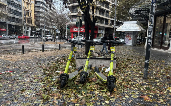 Θεσσαλονίκη: Νέοι κανόνες στην κυκλοφορία των ηλεκτρικών πατινιών