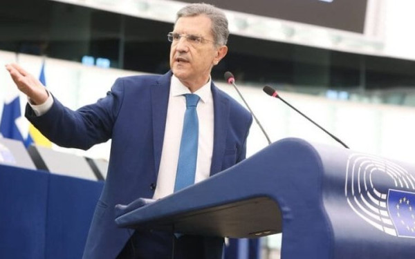 Γ. Αυτιάς προς Κομισιόν: «Στηρίξτε τα Ελληνικά νησιά» - Η αναφορά του στους σεισμούς που πλήττουν τις Κυκλάδες