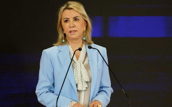 Ανήλικοι: «Φραγή» στα social media βάζουν οι γονείς - Η Ζέττα Μακρή μιλά στη «ΜτΚ» για τα νέα εργαλεία ελέγχου