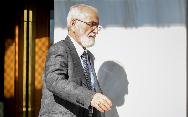 Το «μετέωρο βήμα» των επενδύσεων του Ιβάν