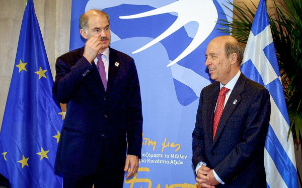 Γ. Παπανδρέου: Ο Κ. Σημίτης ήταν συνεπής στις αρχές του, εργατικός και αποτελεσματικός