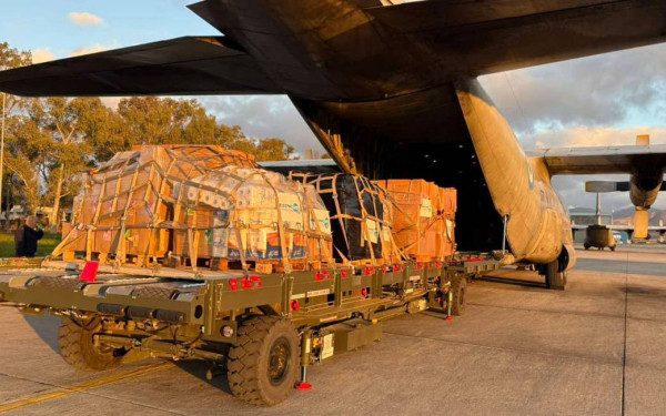 ΓΕΕΘΑ: Ελληνικό C-130 παρέδωσε στην Ιορδανία ανθρωπιστική βοήθεια για τη Γάζα