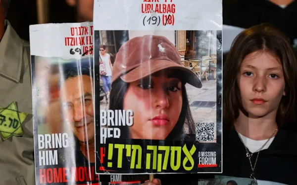 Ισραήλ: Νέο συγκλονιστικό βίντεο ομήρου της Χαμάς – «Κανείς δεν νοιάζεται για εμάς»