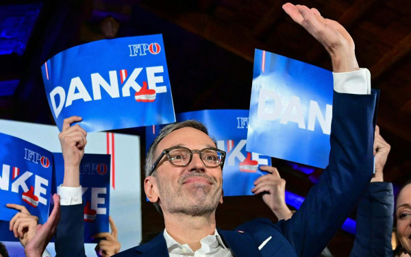 Αυστρία: Στον αρχηγό του ακροδεξιού FPO η εντολή σχηματισμού κυβέρνησης