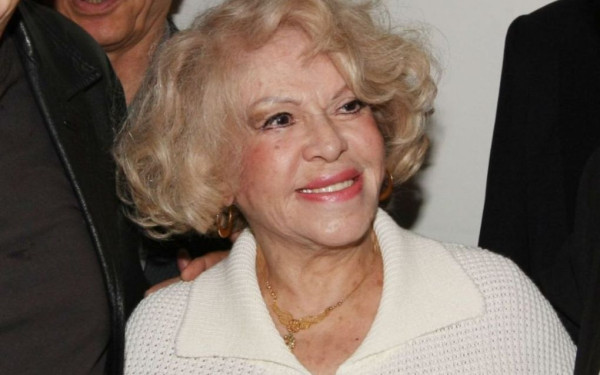 Πέθανε η Καίτη Γκρέυ σε ηλικία 100 ετών - Σε λαϊκό προσκύνημα η σορός της
