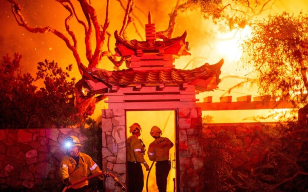 Καμπανάκι από Συνολάκη: Να θάψουμε τα καλώδια για να μην έχουμε φωτιές όπως στο Λος Άντζελες