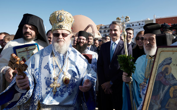 Καθαγιασμός Υδάτων: Πού θα γιορτάσουν οι πολιτικοί αρχηγοί