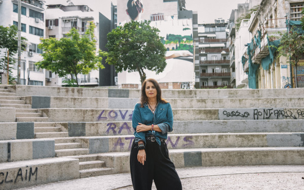 Kατερίνα Μπέη: «Όλοι έχουν άποψη για τον Καζαντζίδη»