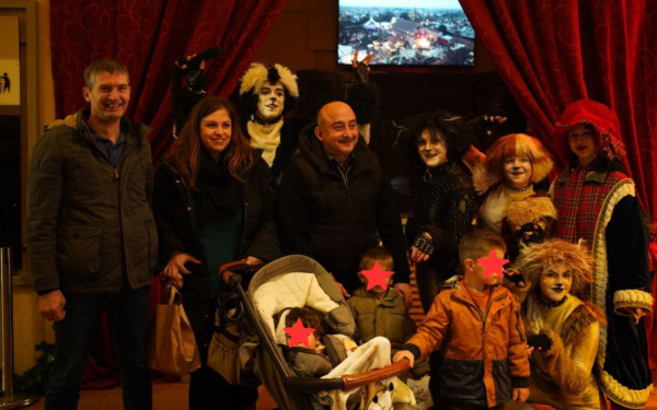 Μύλος των Ξωτικών: Ο επισκέπτης νούμερο... 1 εκατομμύριο περικυκλώθηκε από ξωτικά με δώρα