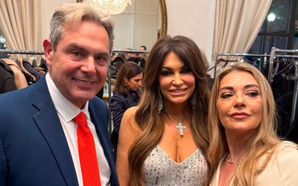 Ουάσινγκτον: Με νέο λουκ  σε event με την Γκίλφοϊλ και την ελληνική ομογένεια ο Πάνος Καμμένος (φωτ.)