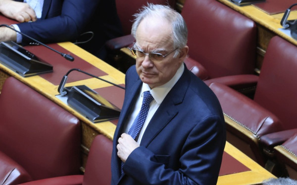 Υποψηφιότητα Κ. Τασούλα: Περιορισμένης αποδοχής αλλά βολική για όλους